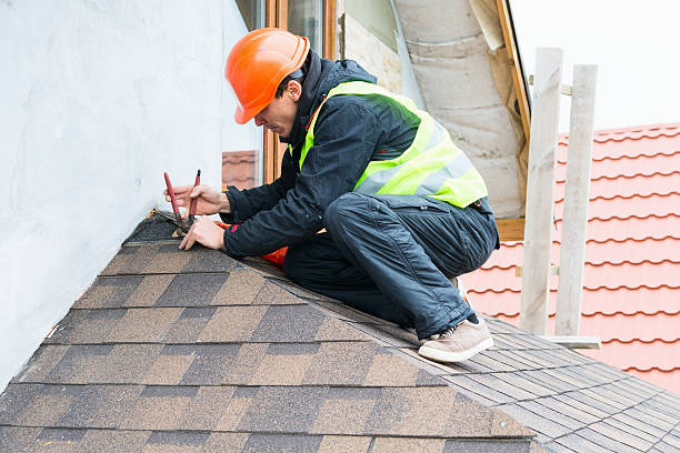 Best Roof Gutter Cleaning  in Broken Bow, NE